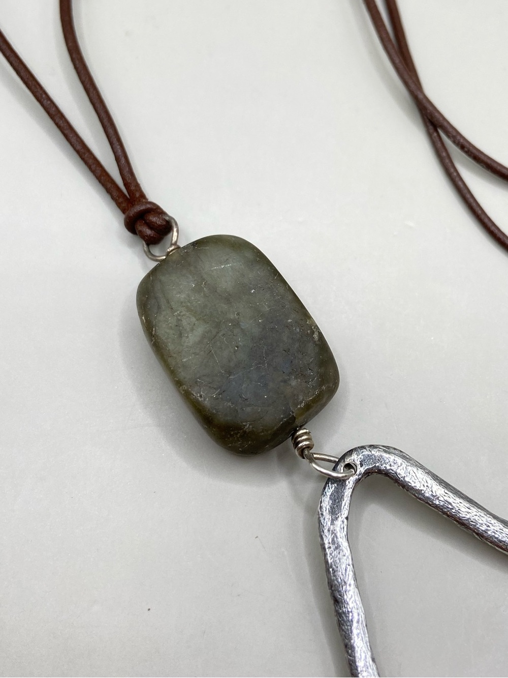 Silpada Brown Leather Necklace with Green Stone and Silver Teardrop Pendant - Picture 4 of 10
